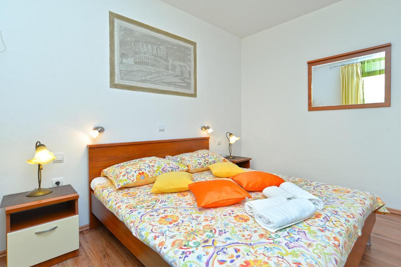 Apartment Jadranko 1761 Peroj Eksteriør bilde