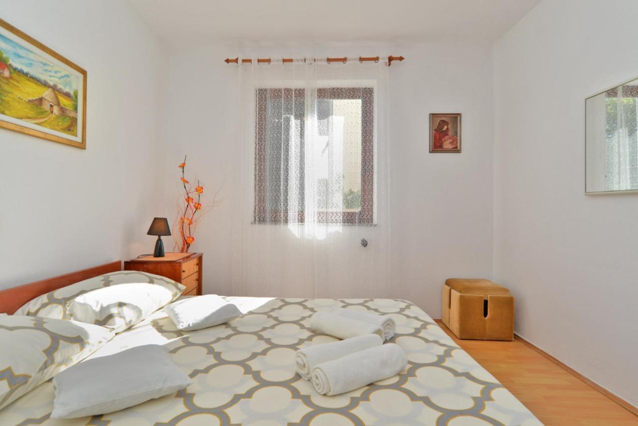 Apartment Jadranko 1761 Peroj Eksteriør bilde