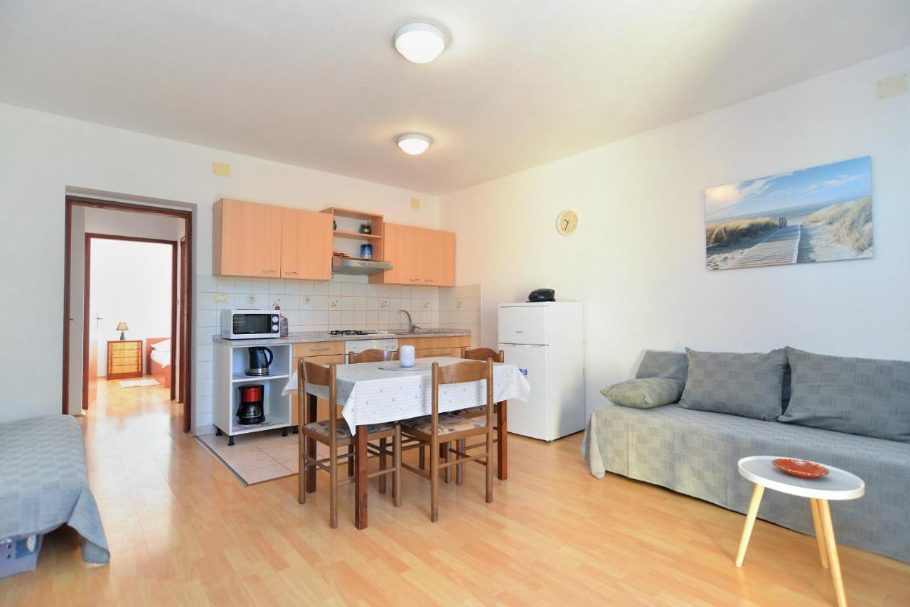 Apartment Jadranko 1761 Peroj Eksteriør bilde